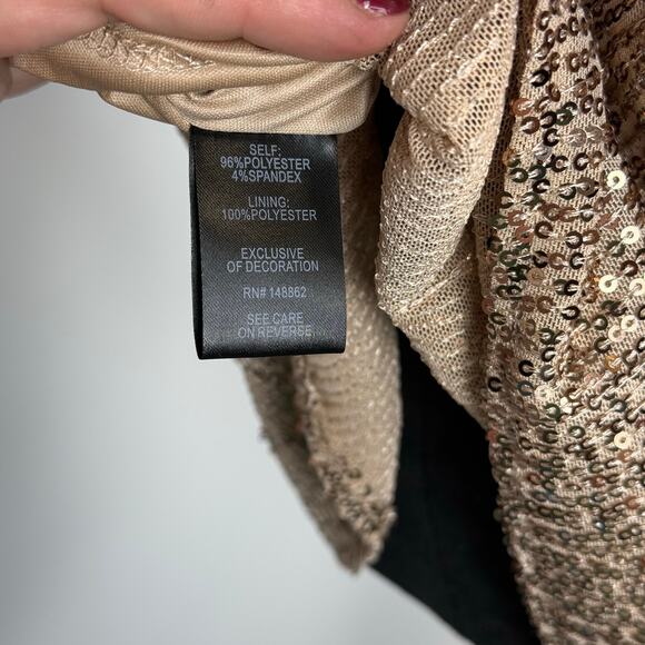 Torrid Sequin NWT Off Shoulder Short Sleeve Gold Shimmer Loose Fit Plus Size Top - Picture 8 of 11